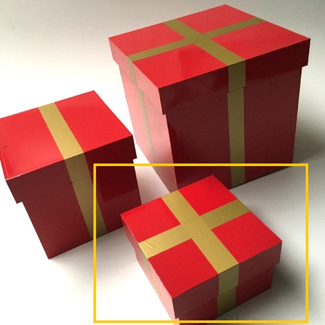 BOX, Red Wooden Gift Box w Lid 10cmH